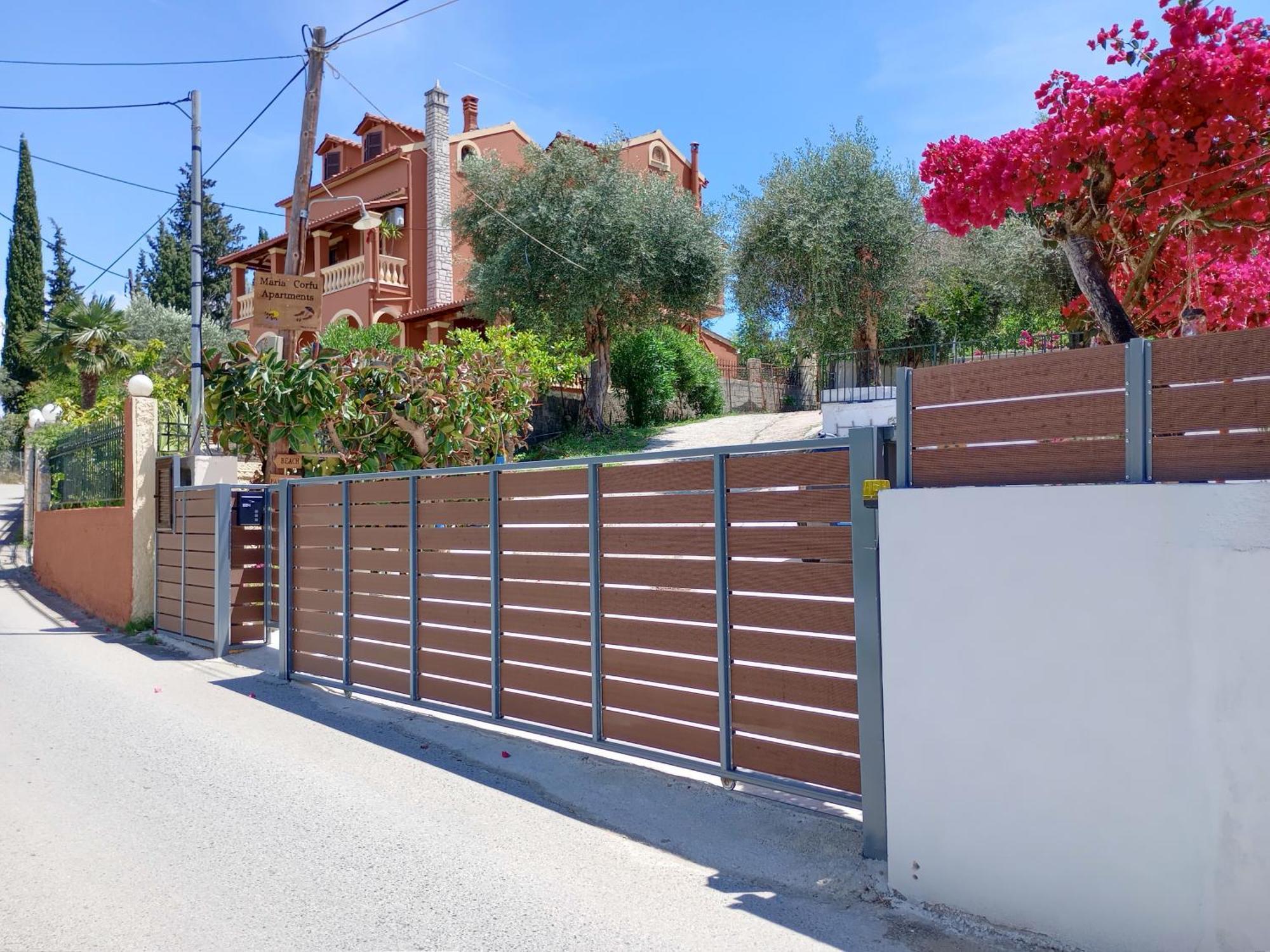 Maria Corfu Apartments Месонґі Екстер'єр фото