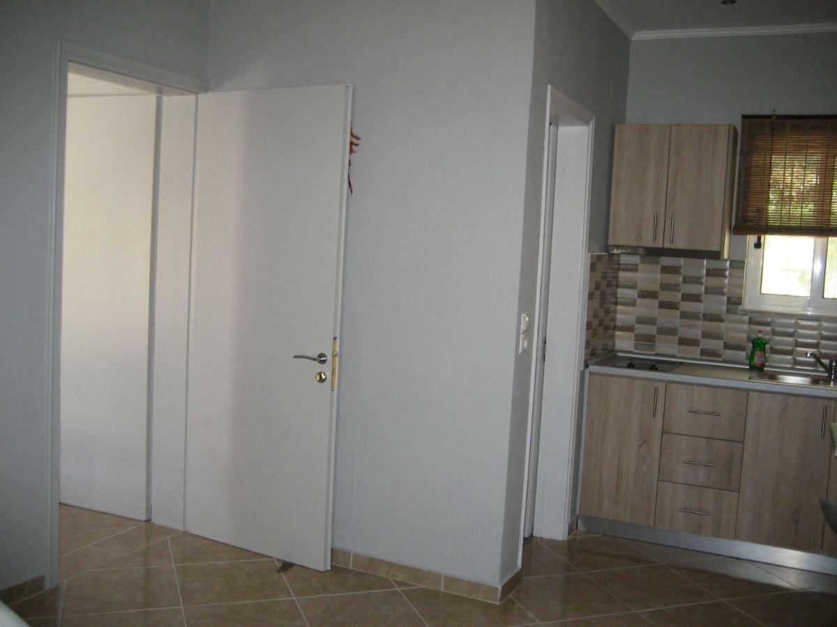 Maria Corfu Apartments Месонґі Екстер'єр фото
